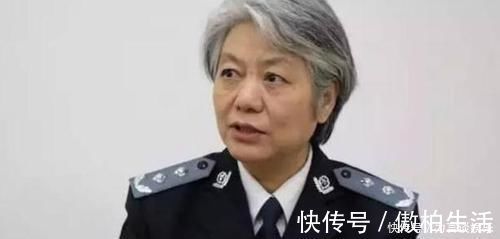 父母|李玫瑾养男孩的家庭,这3件事父母越“舍得”,儿子越有本事