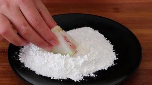 冬瓜吃了30年,这样做头一次见,鲜香美味,比炖排骨还好吃