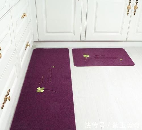 毛巾架|去了舅舅家才发现，有钱人卫生间不装毛巾架，看看下图，太上档次