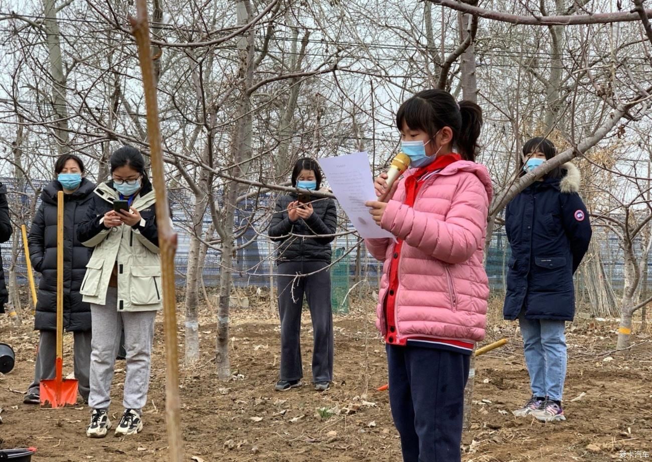 开着探界者为地球妈妈添绿