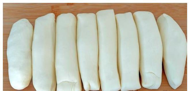 芝麻烧饼|最好吃的芝麻烧饼做法,不用烤箱,一次成型,咬一口掉一地渣,香