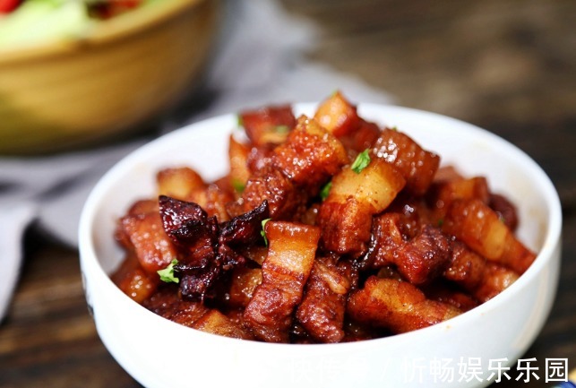 五花肉|炖红烧肉,啥时候放盐做对4点,肉软烂鲜香,入口即化,真好吃