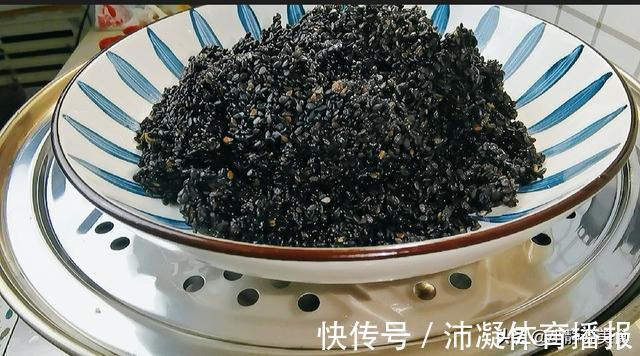 养生|96岁老中医分享的黑芝麻养生吃法,做一次吃半个月,太实用了