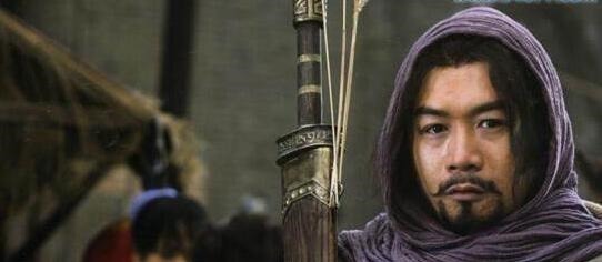 林冲$水浒传六大骠骑高手,林冲只排第3,排行第1的当之无愧!