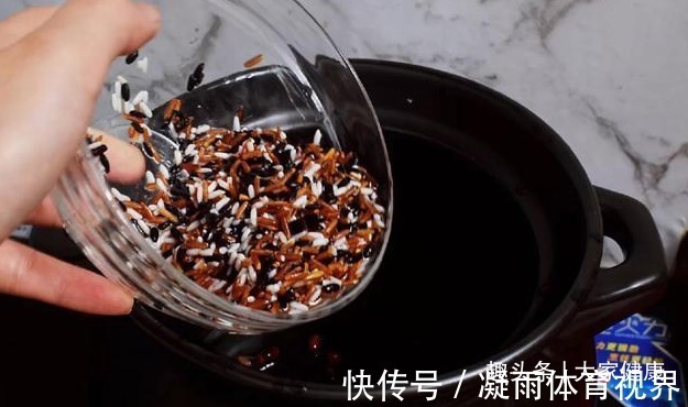 五谷|一个气血双补的食疗方!每周3次,脸色红润气色足,人过50一枝花