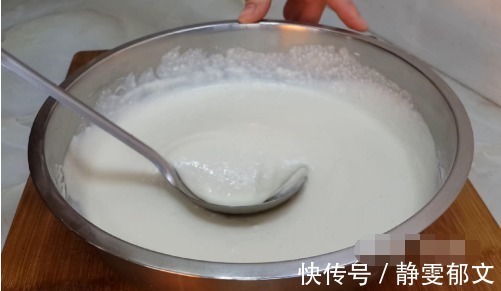 以后大米就这样做，加3个鸡蛋，不用煮不用蒸，比披萨馅饼都好吃