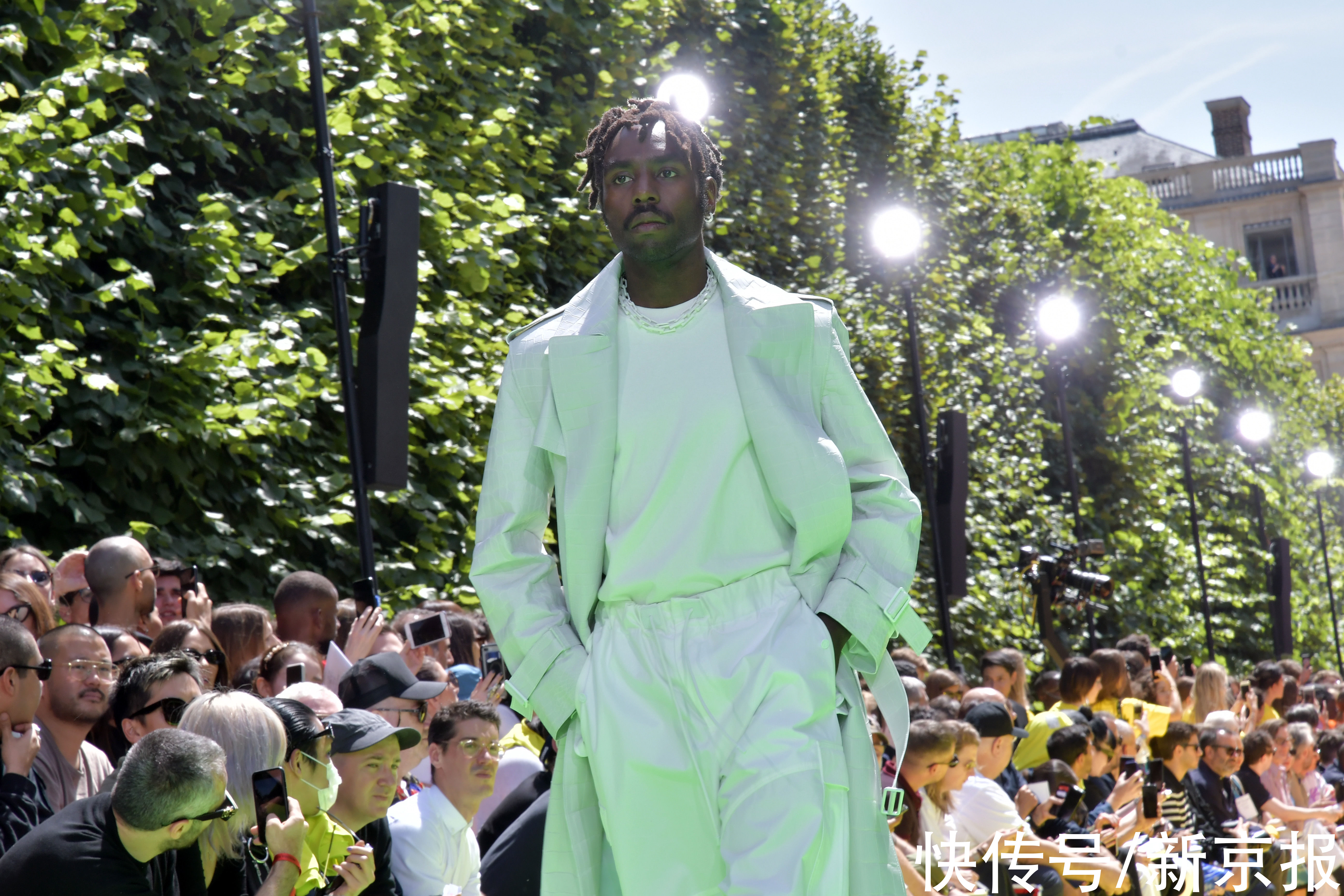 Abloh LV创意总监Virgil Abloh去世，多图回顾传奇一生