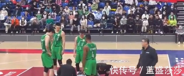 cb好脾气的韩德君为何引爆冲突细节被肘出血,与威姆斯挥拳相向!