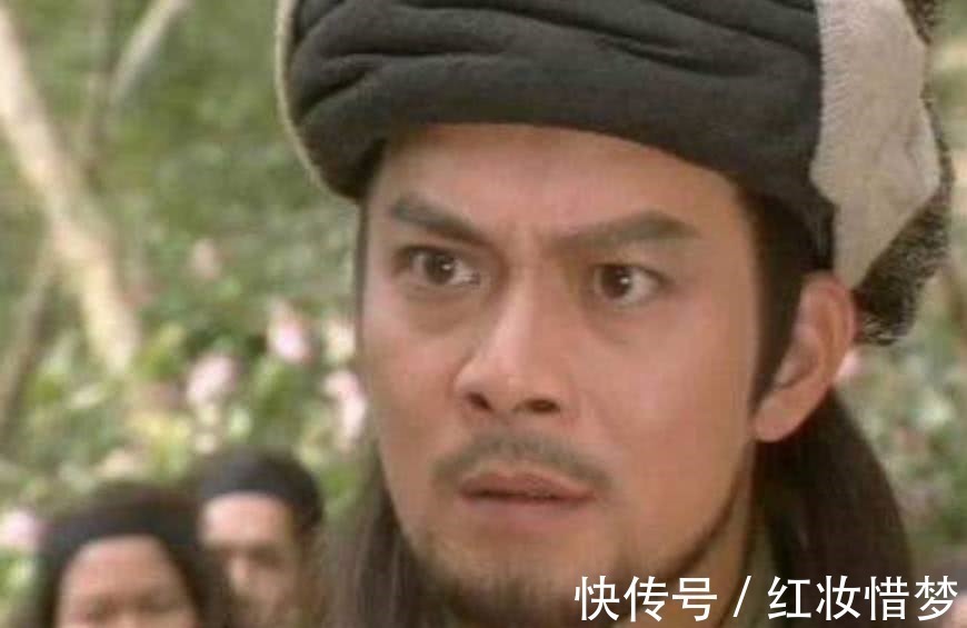 萧峰@杨过比萧峰厉害太多了,从这一细节可以看出,萧峰绝对打不过杨过!