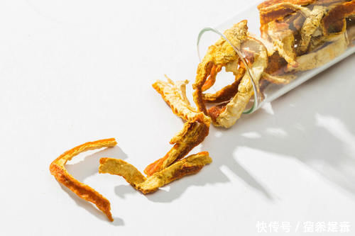 炖排骨时，请牢记“3不放”，保证排骨鲜嫩又入味，还没一点不腥