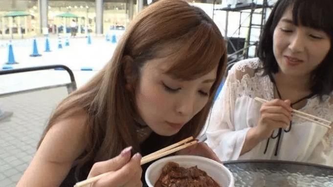 公主|“小公主”点外卖,看到备注老板惊慌失措,网友这次差评逃不了