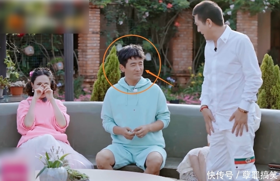 张铎 张铎让郭晓东当众与老婆深吻,程莉莎反应成焦点,高情商不服不行