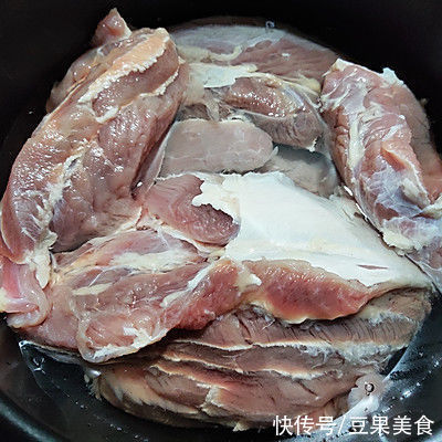 豆瓣酱|好吃到模糊的自制香辣牛肉干，怎么都吃不够