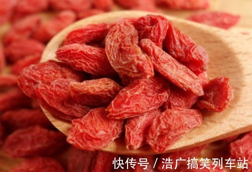 膳食纤维|建议中老年,若不缺钱多吃这2物,稳血脂通血管,还不贵