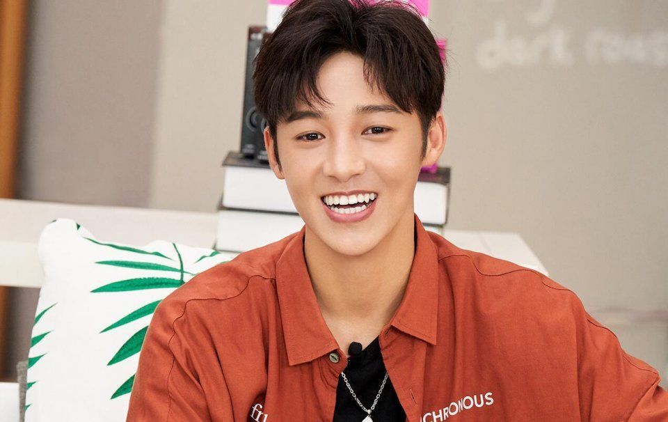 印小天|作為綜藝咖卻不會玩梗!雖然師承謝娜楊迪,但他注定難成氣候