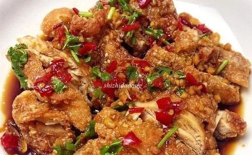 香芹|一吃就爱上的超级下饭菜,简单易学又开胃,常做给家人吃吧!