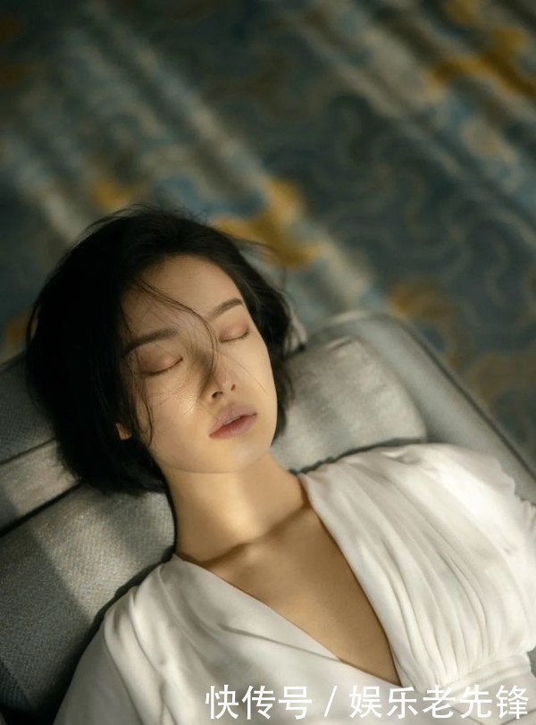 额头|为什么别人的美人线,是你害怕露出的发际线?