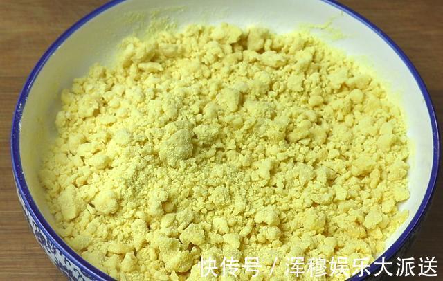 家里有玉米面就能做蛋糕，不用烤箱，不用电饭煲，比买的好吃