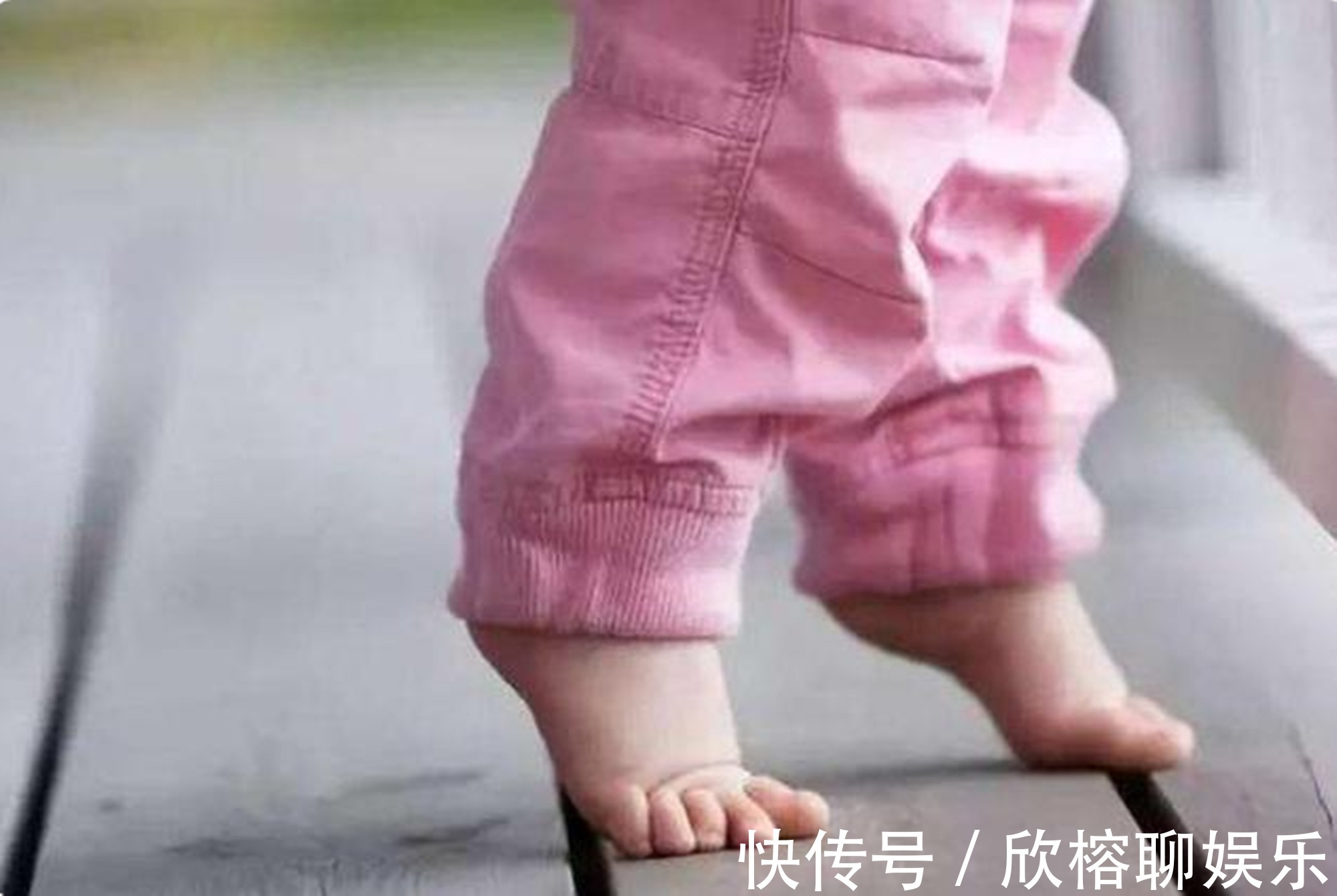 宝妈|宝宝的这三种常见的“坏习惯”,暗示智商超过常人,家长偷着乐吧