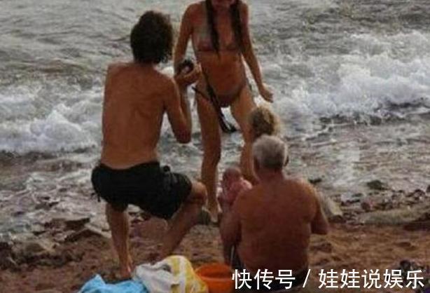 骨盆|下海游泳顺便生了个娃,天然的水中分娩,网友不会引来鲨鱼吗