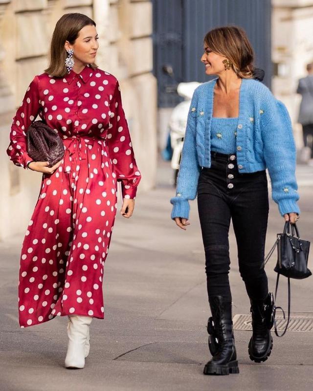 章若楠 秋天凉了别再露腿了,毛衣+长裤温暖又时髦,贼好看