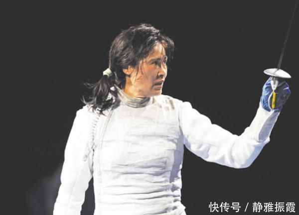女儿|她是中国奥运击剑冠军,为救女儿入加拿大籍,最后赢得所有人原谅