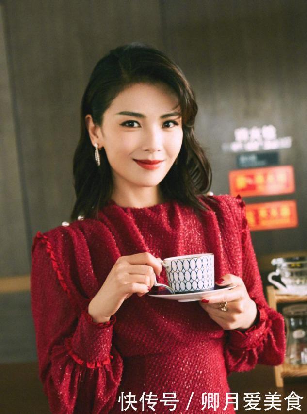 脸上有这5个特征的女生,就是大众脸,自以为很好看,其实很普通