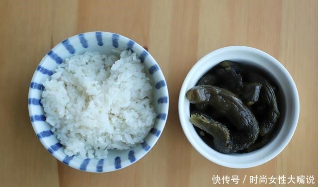 打工人晒晚餐，3菜1汤40分钟搞定，网友效率真高，抄作业