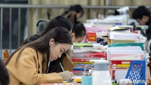 学习成绩|大学期间想获得“保研资格”，这5项需要满足，大一新生做好准备