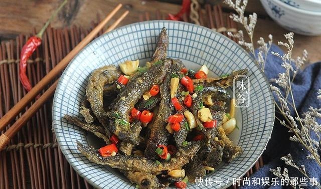 冬天少吃肉多吃它，鲜香味美营养高，比吃肉还过瘾，别不懂吃