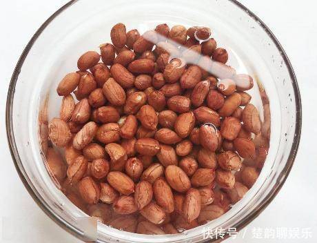 花生米|水煮花生米,别直接煮,多加1个步骤,花生米入味更光亮,不发黑