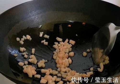 星期八|白菜萝卜靠边站,它才是“菜王”!维生素是胡萝卜2倍,西红柿4倍