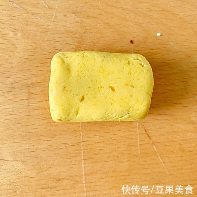 让人闻香止步的脆皮南瓜麻薯,外脆里糯巨好吃