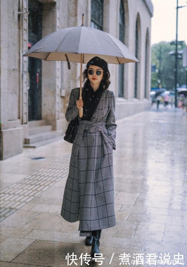 三木堪称最穿大衣的“国产博主”,掌握她的叠穿技巧,从头美到脚