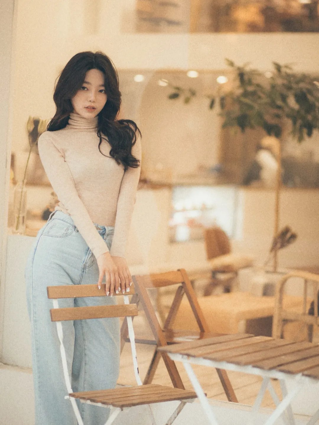 粗腿|今秋流行的几条裤子！小个子穿显高，粗腿穿显瘦