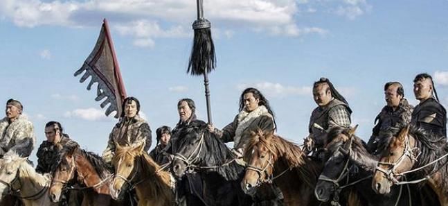 元朝|当朝权臣，攻入皇宫欲对皇后不轨，皇后为活命奉上处子身的女儿