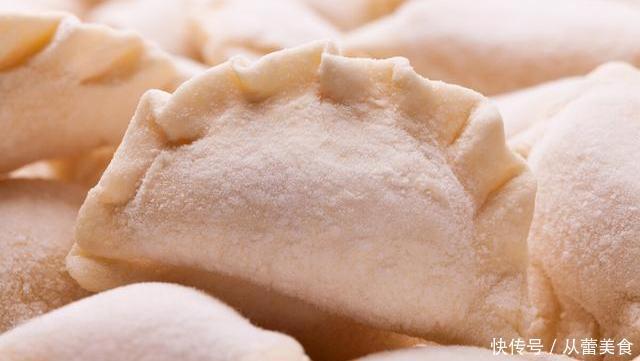 饺子别直接放冰箱，饺子店老板教我一招，放半年吃着也像刚包的