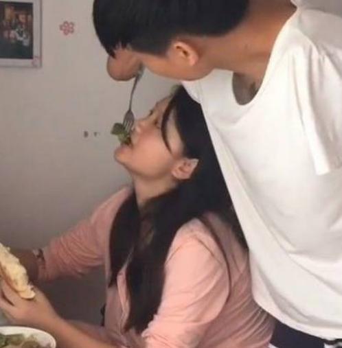 宝爸们|''你坐月子,凭啥让我妈伺候''面对质问,宝妈的回答让男人秒怂