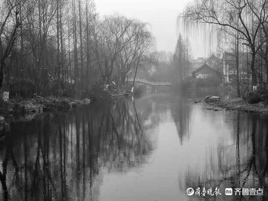 再拍大明湖，风景这边独好