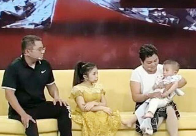 残疾人|90厘米“侏儒”女孩怀孕,不听劝阻坚持生娃,现状到底怎样了?