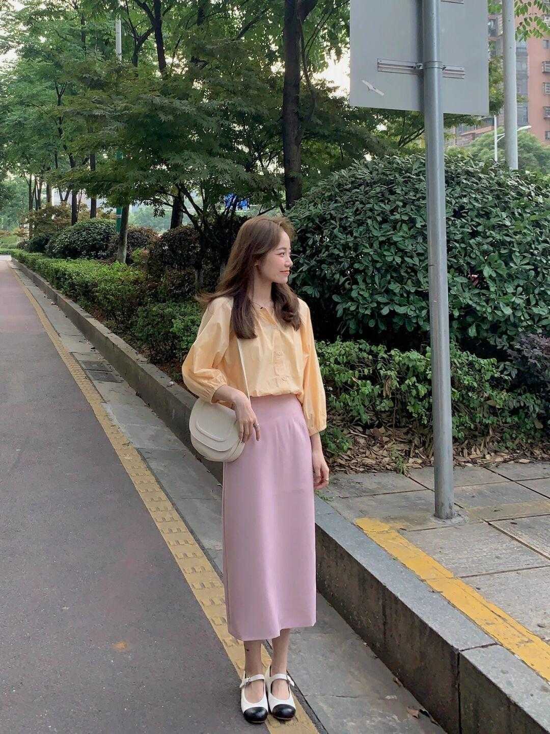 韩系|25到30岁的女生,多试试韩系少女风穿搭,清新浪漫又有格调