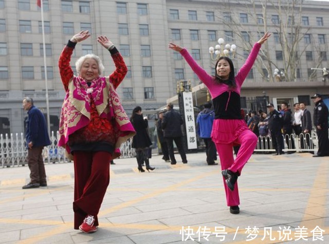 睡眠质量|男人若过了65岁，还能完成这六件事的话，身体素质保养的还不错