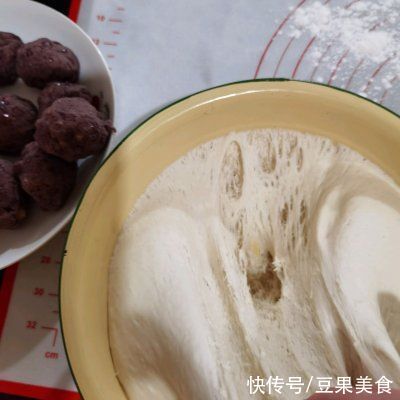 正宗地道的消耗豆沙馅之平底锅酥饼做法,速来围观