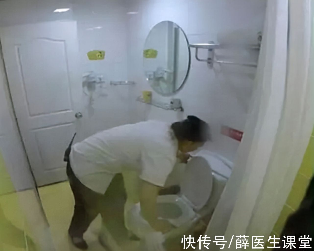 女大学生|95后女大学生一寝室4人，相继查出HPV，医生提醒：3个地方少去