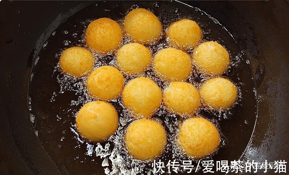 土豆这样做孩子可以吃掉一大盘，外酥里糯特别美味，好吃又简单