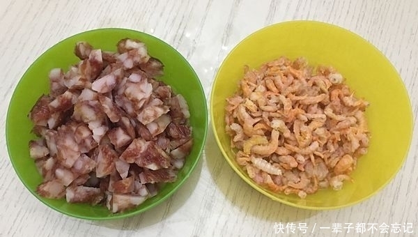 想吃萝卜糕自己在家也能做,配方告诉你,简单好做,比买的好吃