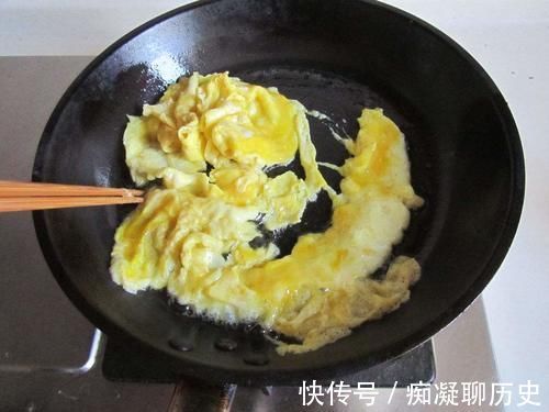 孩子|最“补钙”的不是牛奶，而是它，每天炒一盘，补钙质，孩子长个头