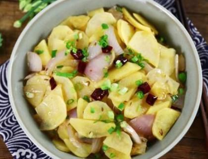 洋葱和它是天生一对,每天炒一盘,营养美味,软化血管,肠道通畅了