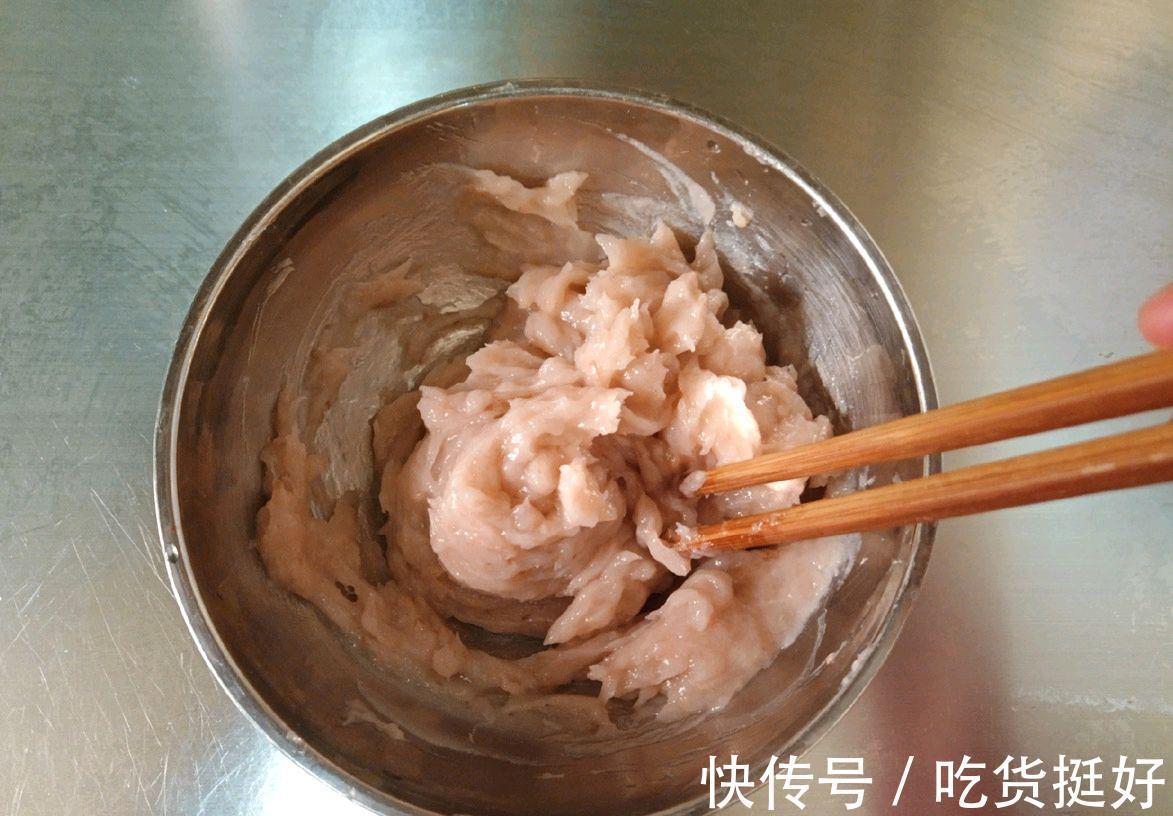 虾滑豆腐白菜汤|虾滑豆腐白菜汤：豆腐软糯，白菜脆爽，而虾滑Q弹软滑，这味绝了