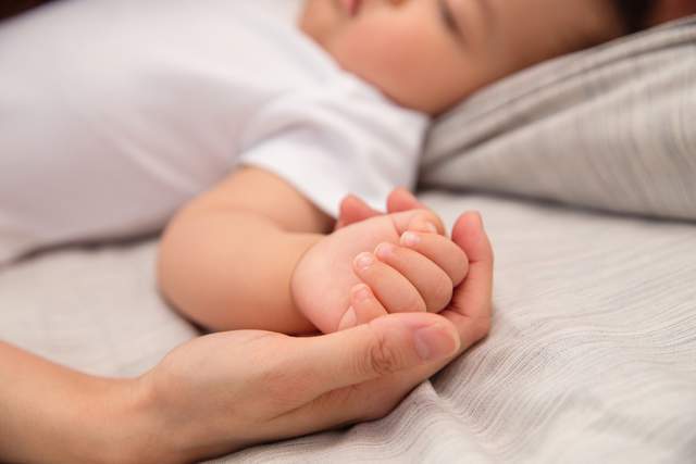 维生素 孩子手上长倒刺是缺乏维生素?不,它提醒你该做这件事了